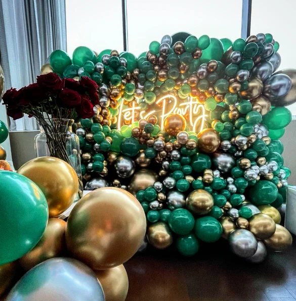 Balloon Wall