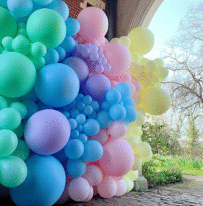 Organic Balloon Displays
