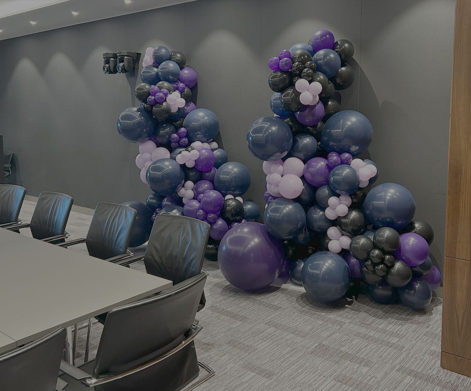 Organic Balloon Columns