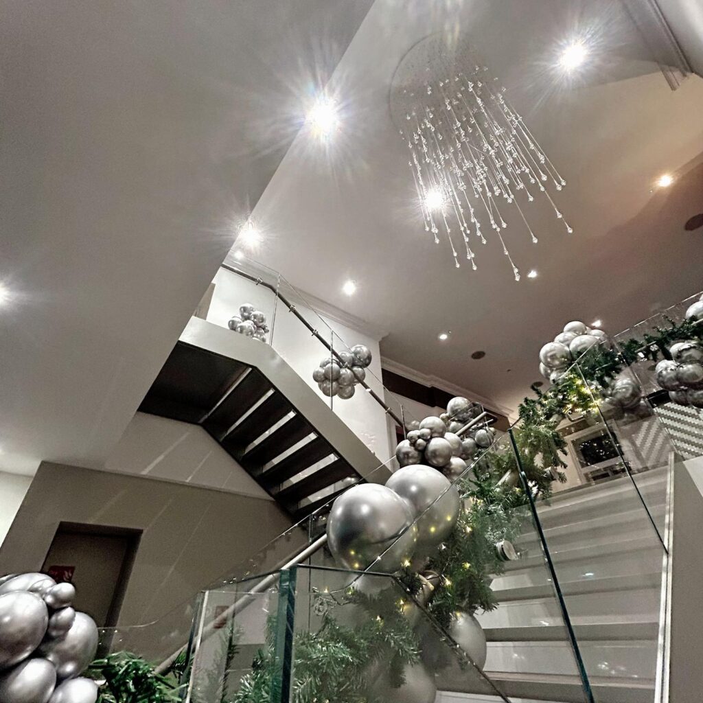 Staircase Balloons Silver